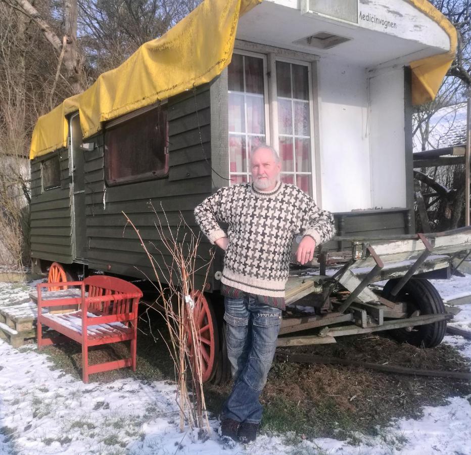 Shamanens Hule Bed and Breakfast Haslev Esterno foto